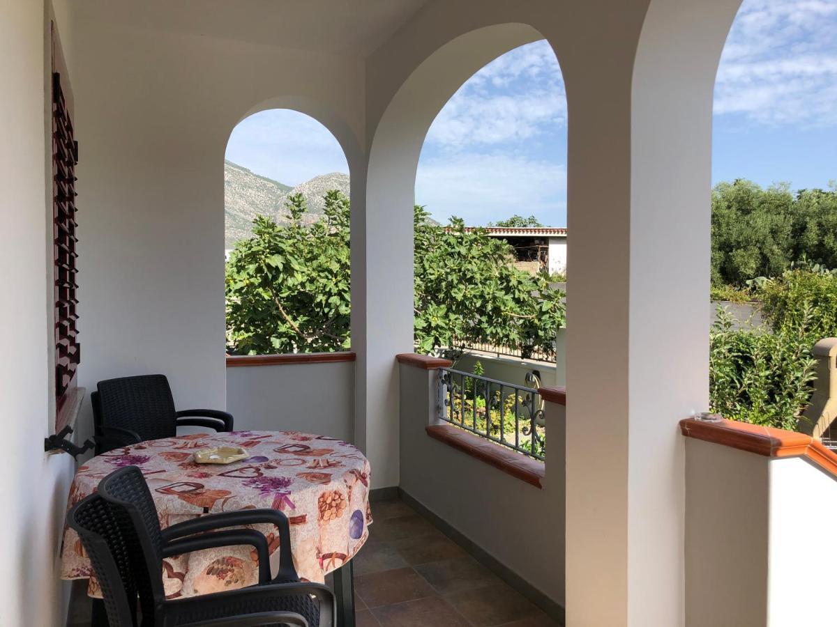 Appartamento In Villa Andreina Orosei Exterior photo