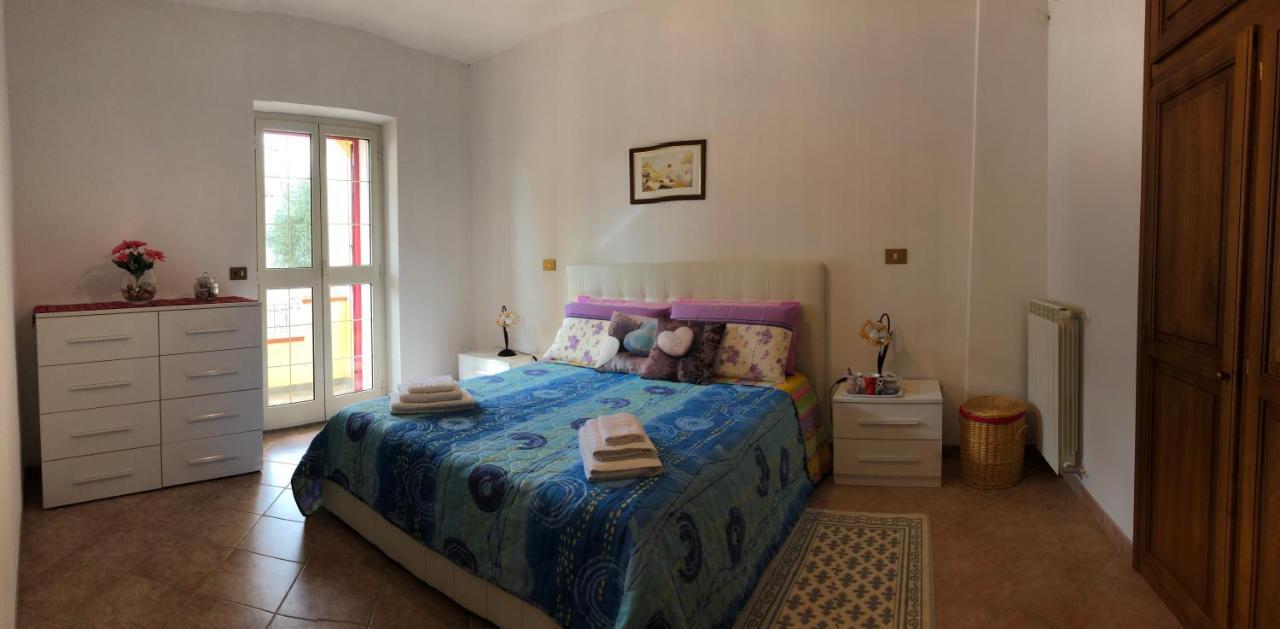 Appartamento In Villa Andreina Orosei Exterior photo